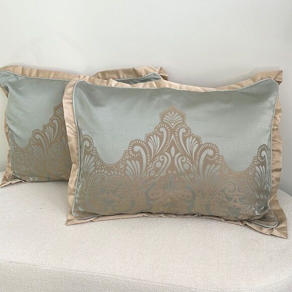 Waterford Fine Linens Pillow Shams (2) 20”x25” - Picture 1 of 6